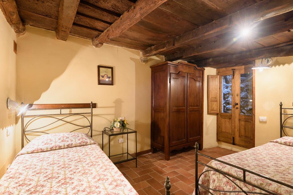 Il Borgo Dei Corsi - Charming Holiday Apartments Ortignano Raggiolo Eksteriør billede