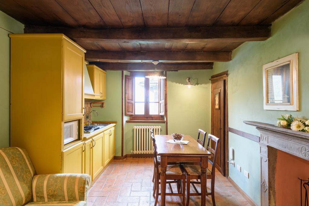 Il Borgo Dei Corsi - Charming Holiday Apartments Ortignano Raggiolo Eksteriør billede