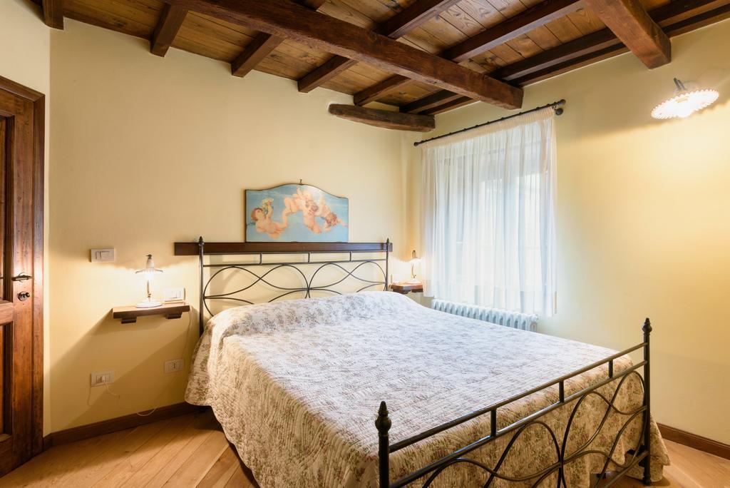 Il Borgo Dei Corsi - Charming Holiday Apartments Ortignano Raggiolo Eksteriør billede