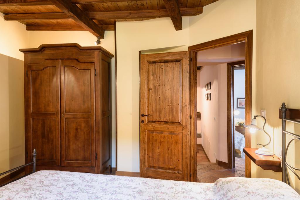 Il Borgo Dei Corsi - Charming Holiday Apartments Ortignano Raggiolo Eksteriør billede