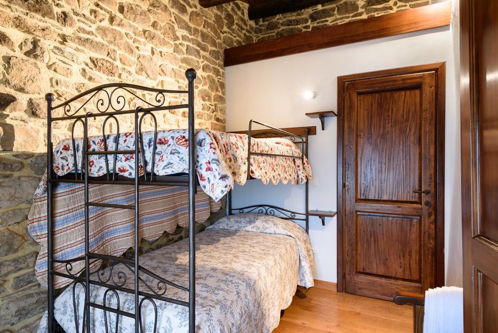 Il Borgo Dei Corsi - Charming Holiday Apartments Ortignano Raggiolo Eksteriør billede